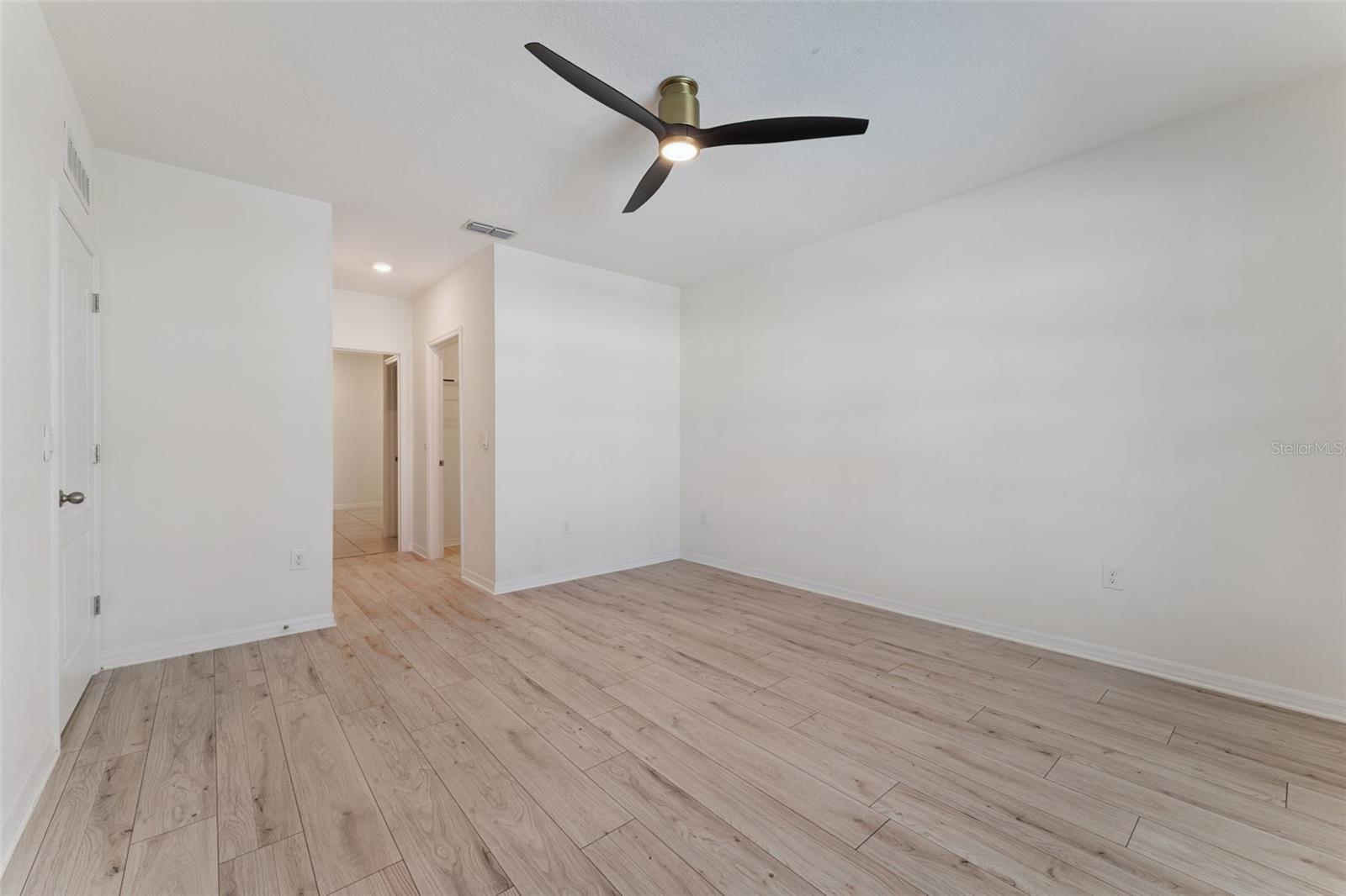 BRIDLE PATH - Residential
