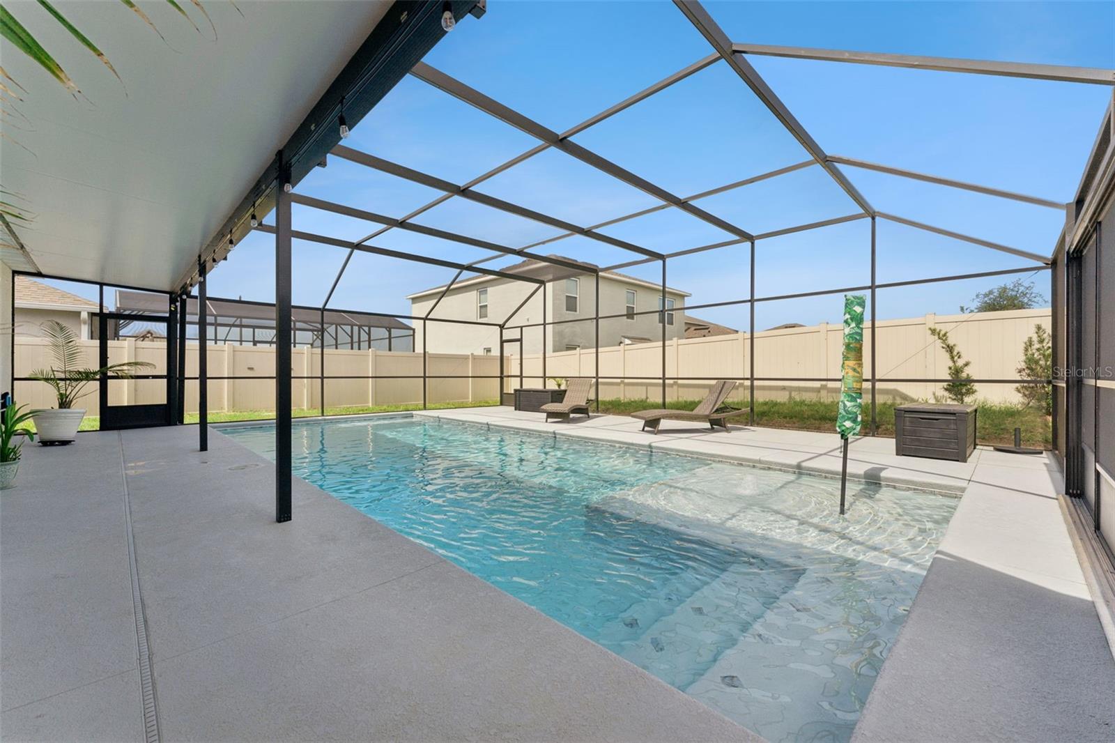 BRIDLE PATH - Residential