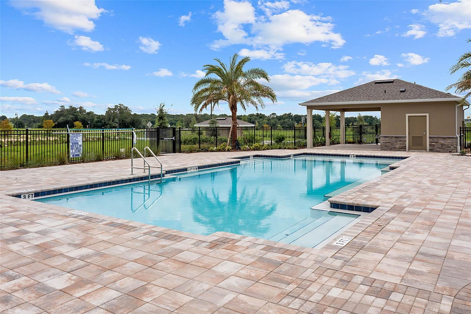 BRIDLE PATH - Residential