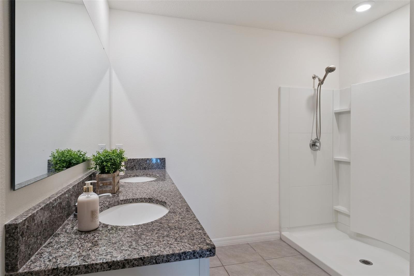 BRIDLE PATH - Residential