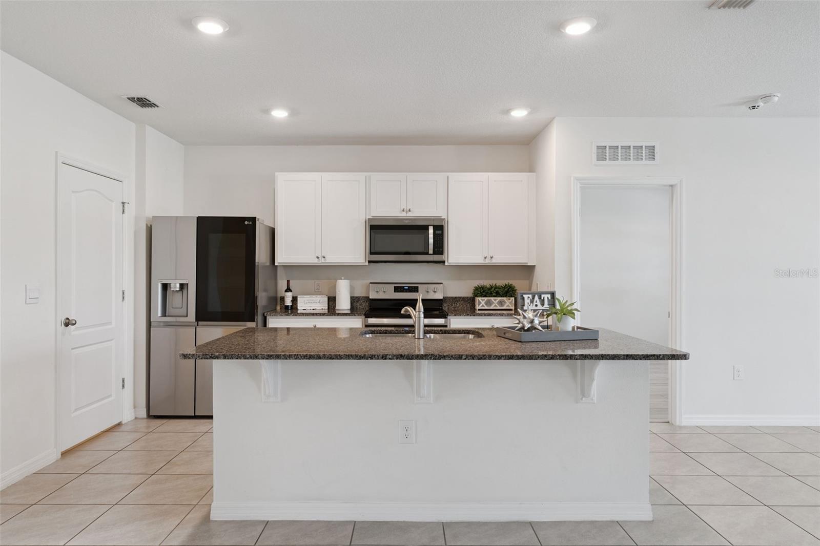 BRIDLE PATH - Residential