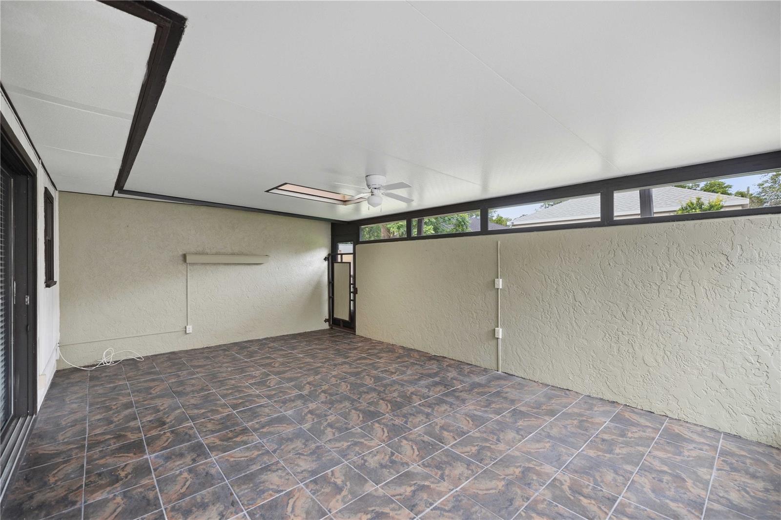 VILLAGE NORTH UN 12 - Residential
