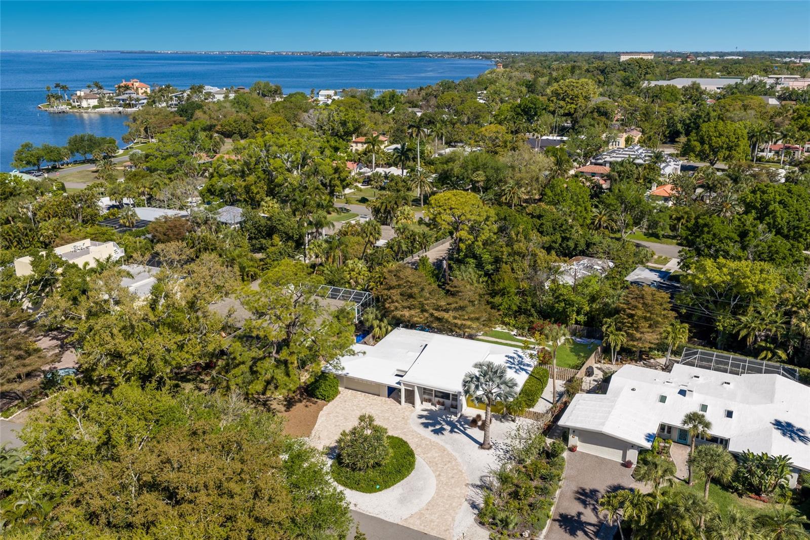 SAPPHIRE SHORES RESUB - Residential