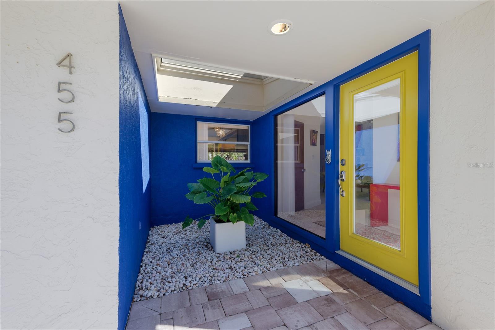 SAPPHIRE SHORES RESUB - Residential