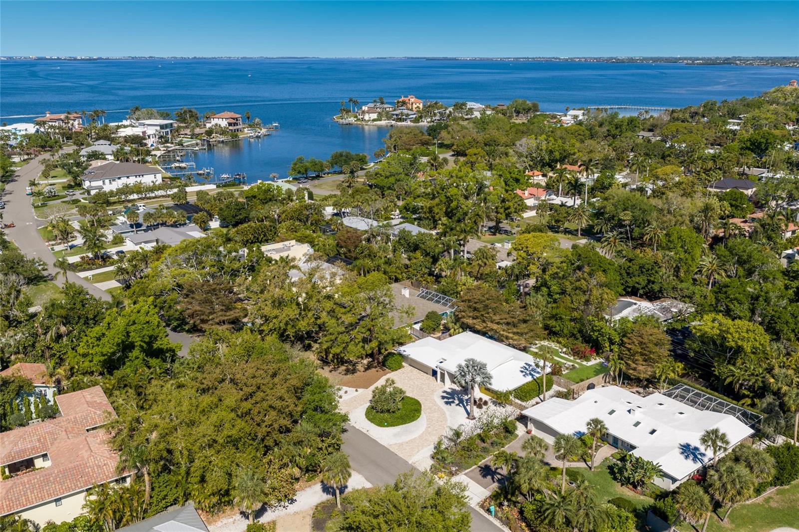 SAPPHIRE SHORES RESUB - Residential