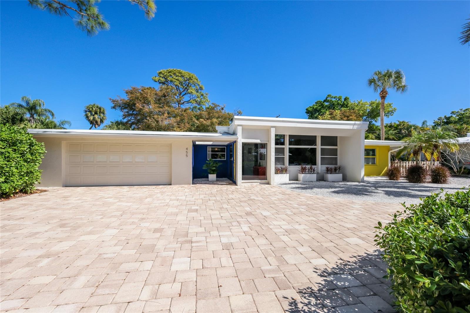 SAPPHIRE SHORES RESUB - Residential