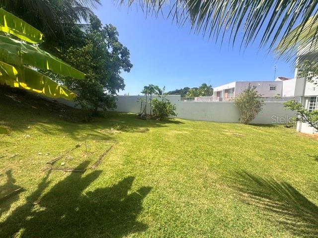 RIVER EDGE HILLS - Residential