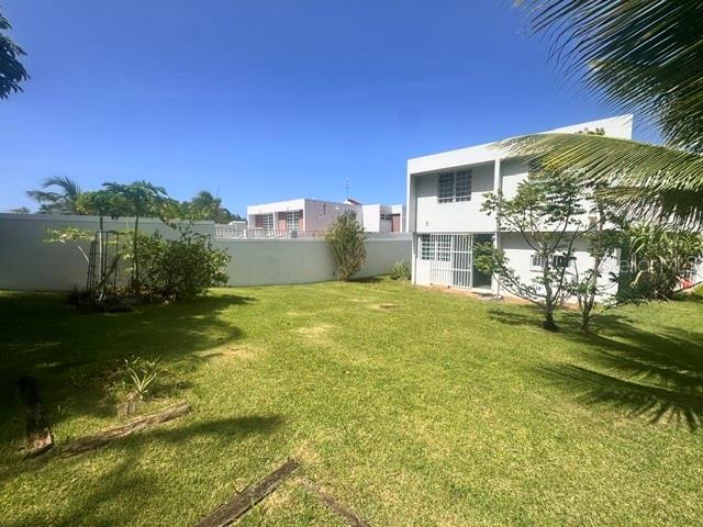 RIVER EDGE HILLS - Residential