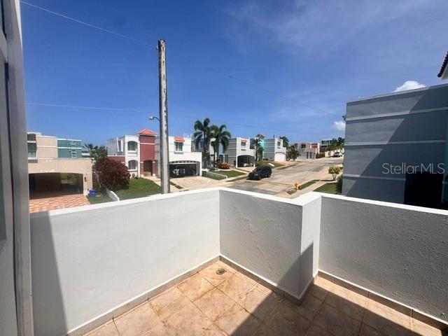 RIVER EDGE HILLS - Residential