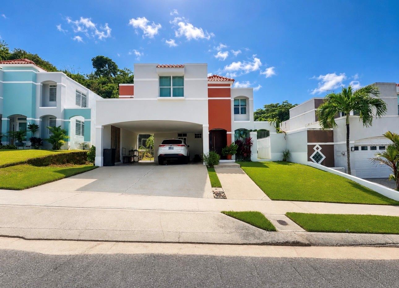 RIVER EDGE HILLS - Residential