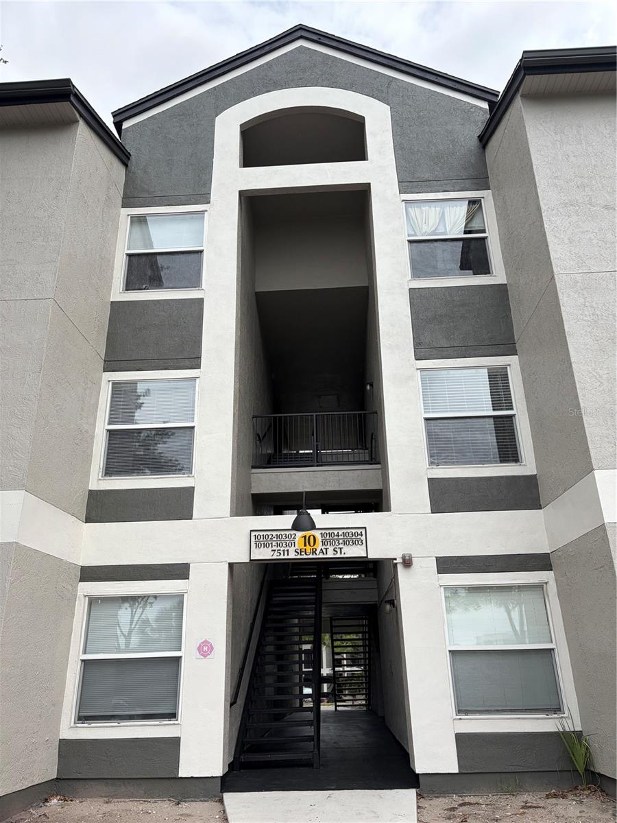 SANDLAKE PRIVATE RESIDENCES - Residential