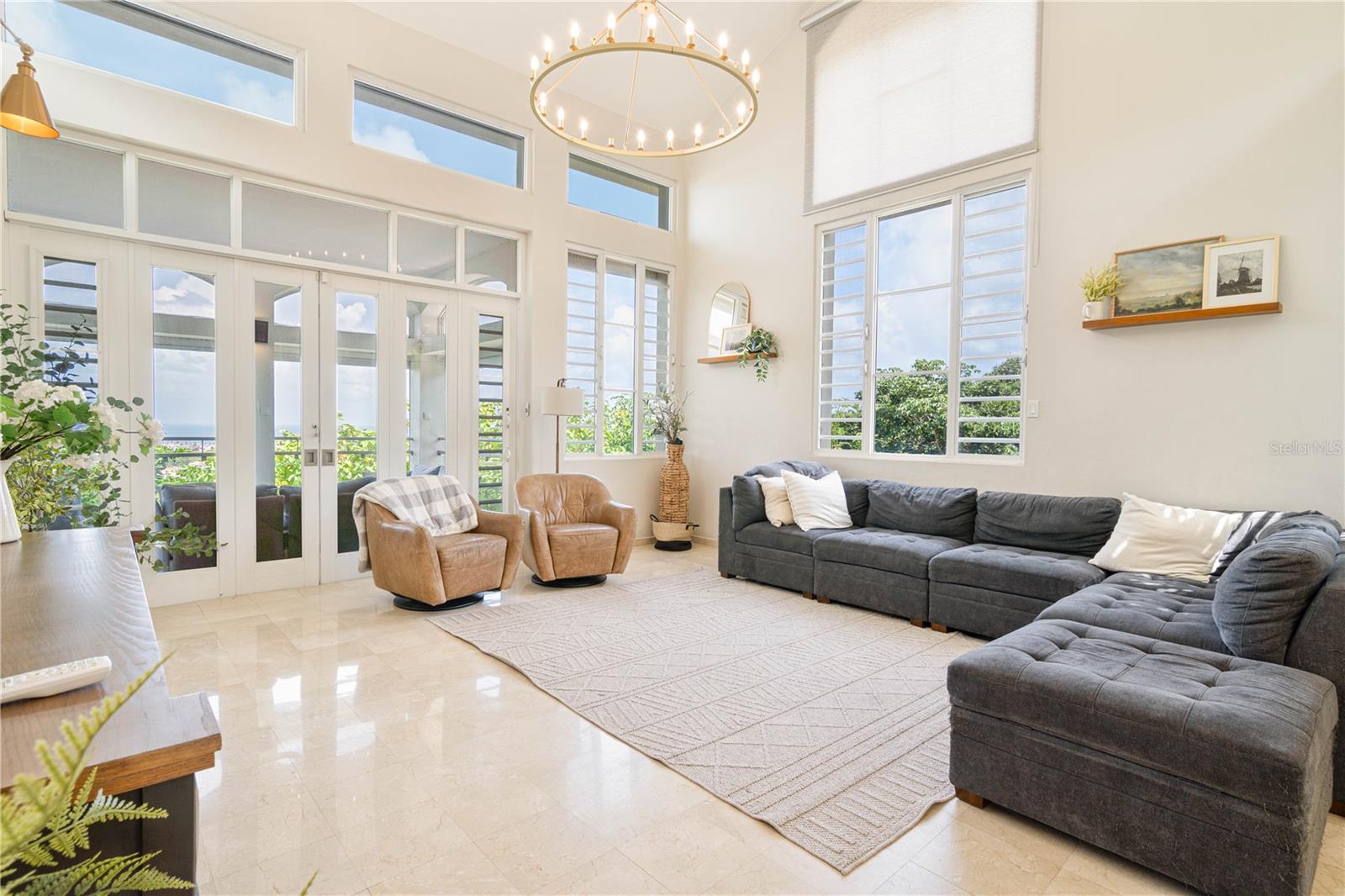 HARBOUR LIGHTS ESTATES - Residential