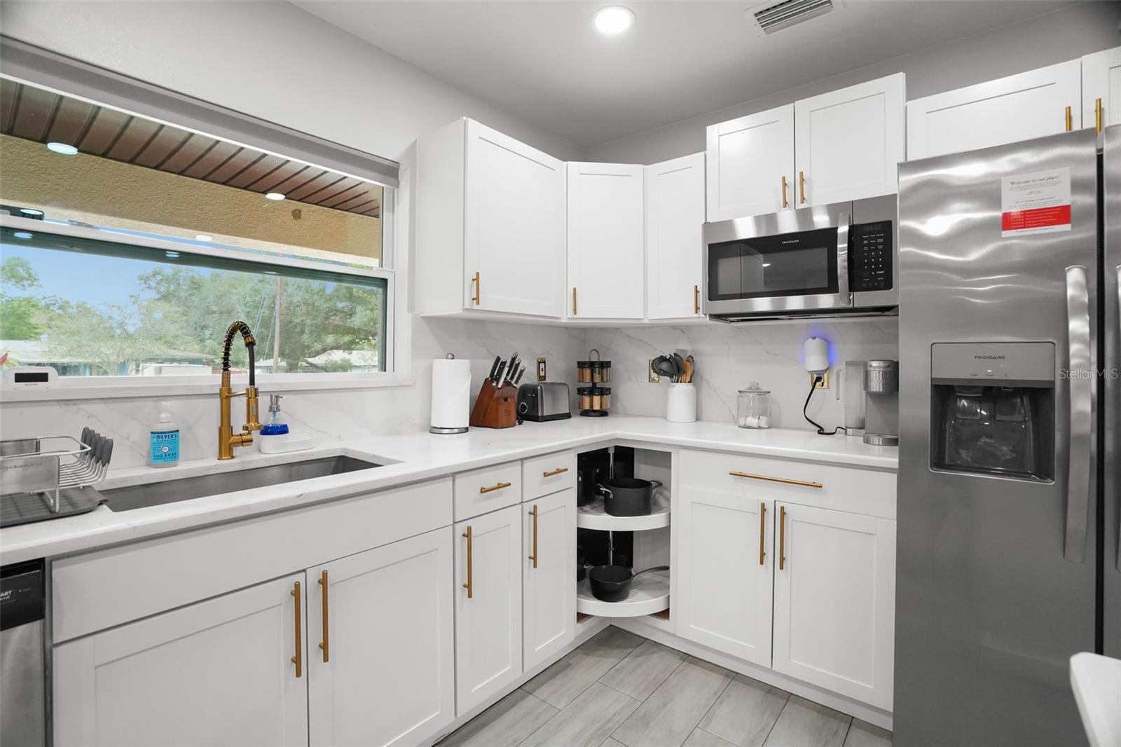 ROLLING HEIGHTS - Residential