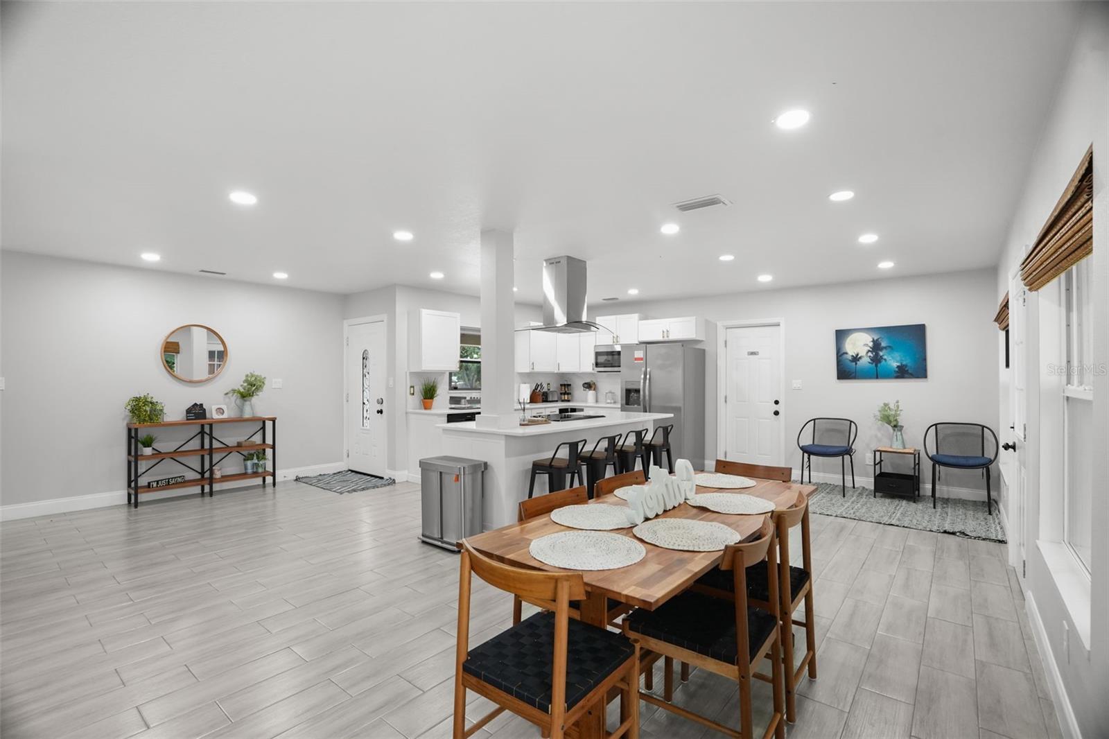 ROLLING HEIGHTS - Residential