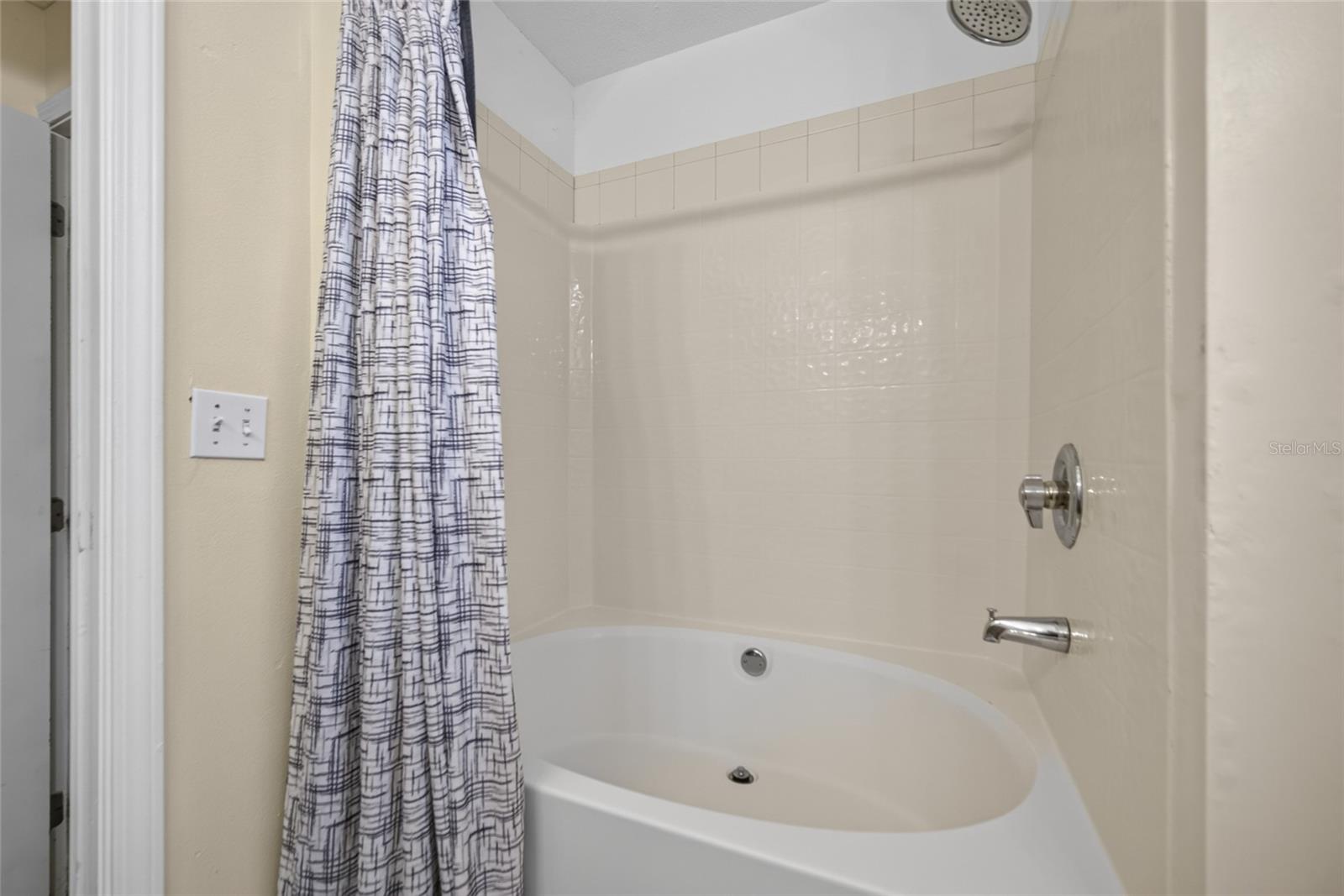 PAGE SUB - Residential Lease