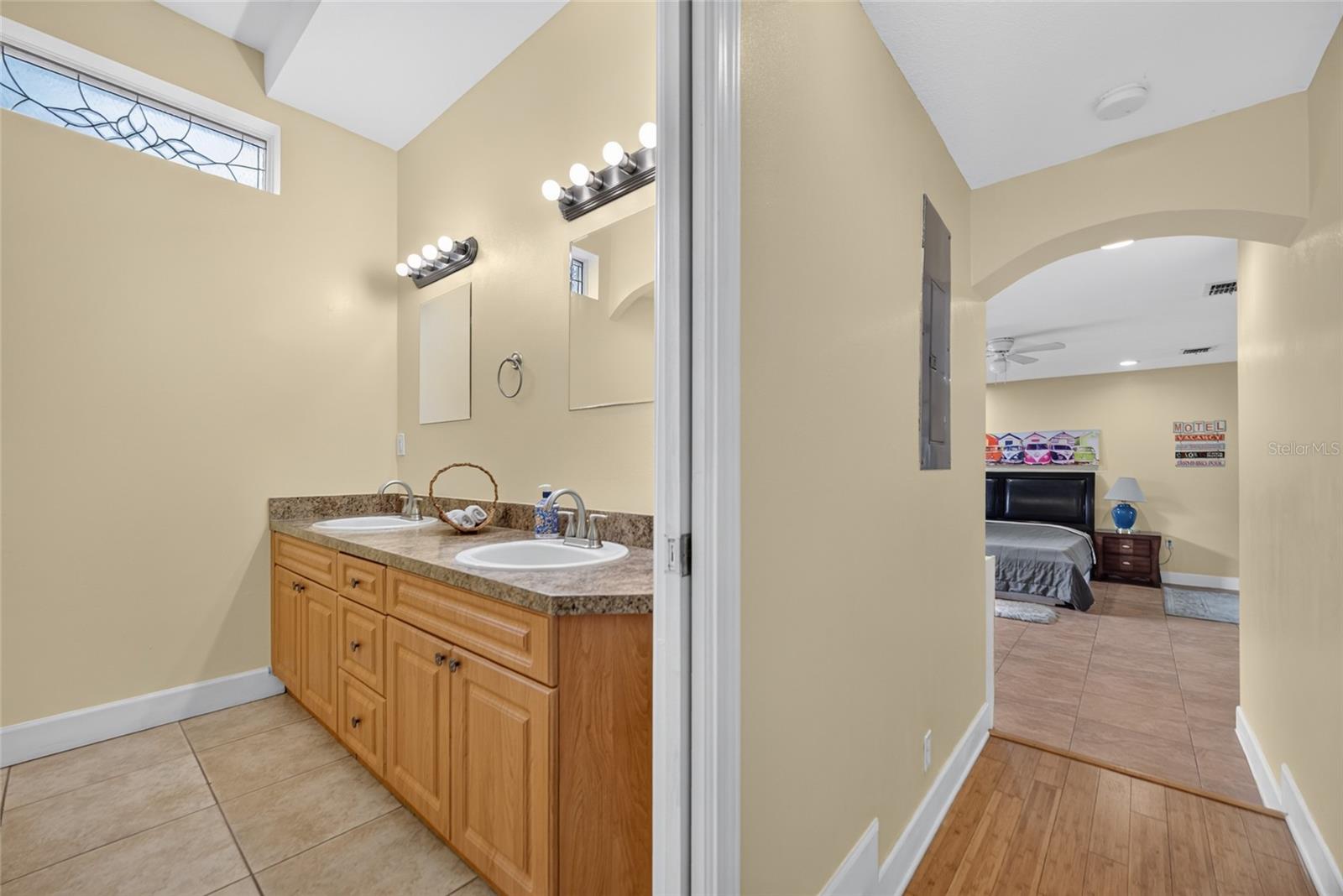 PAGE SUB - Residential Lease