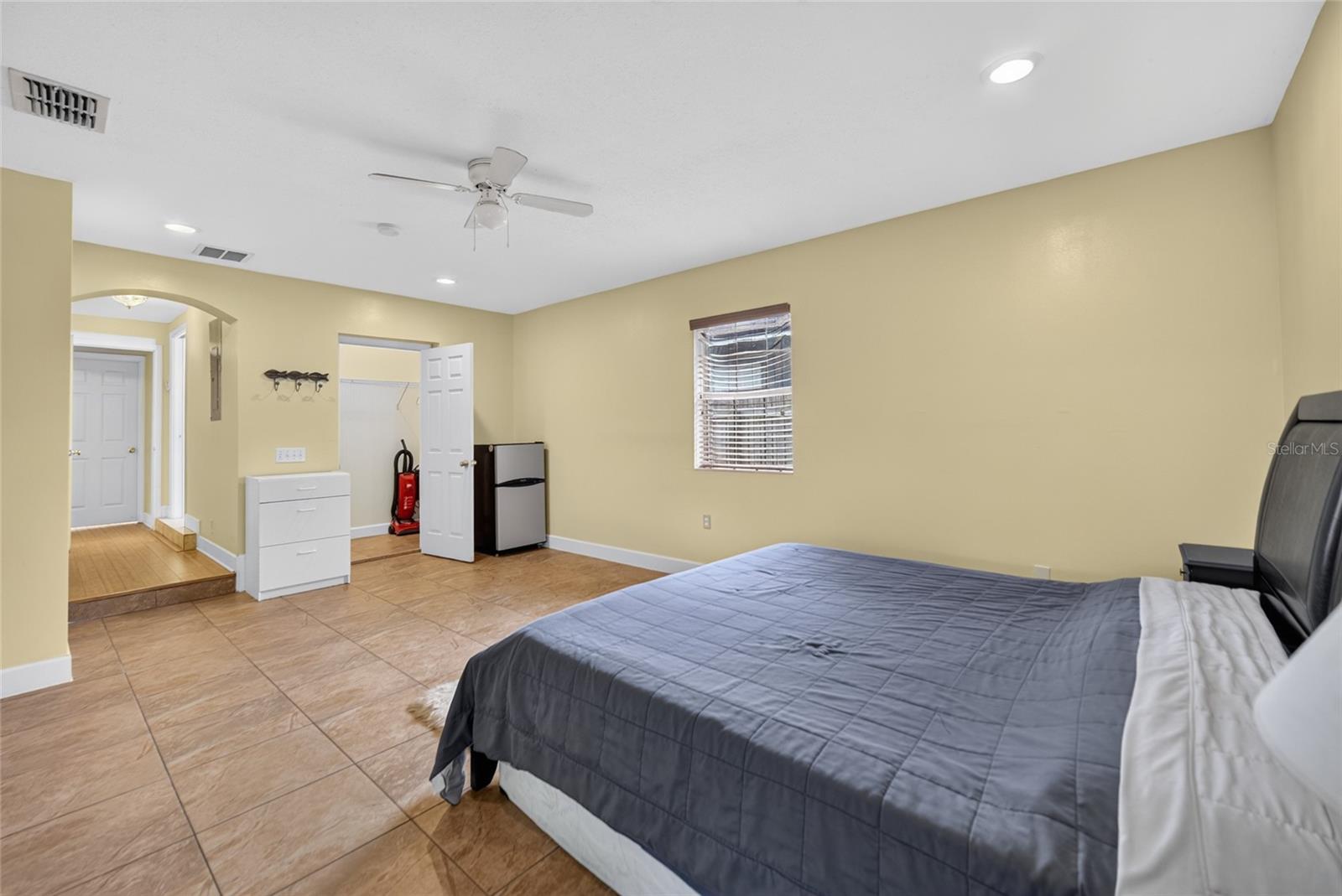 PAGE SUB - Residential Lease