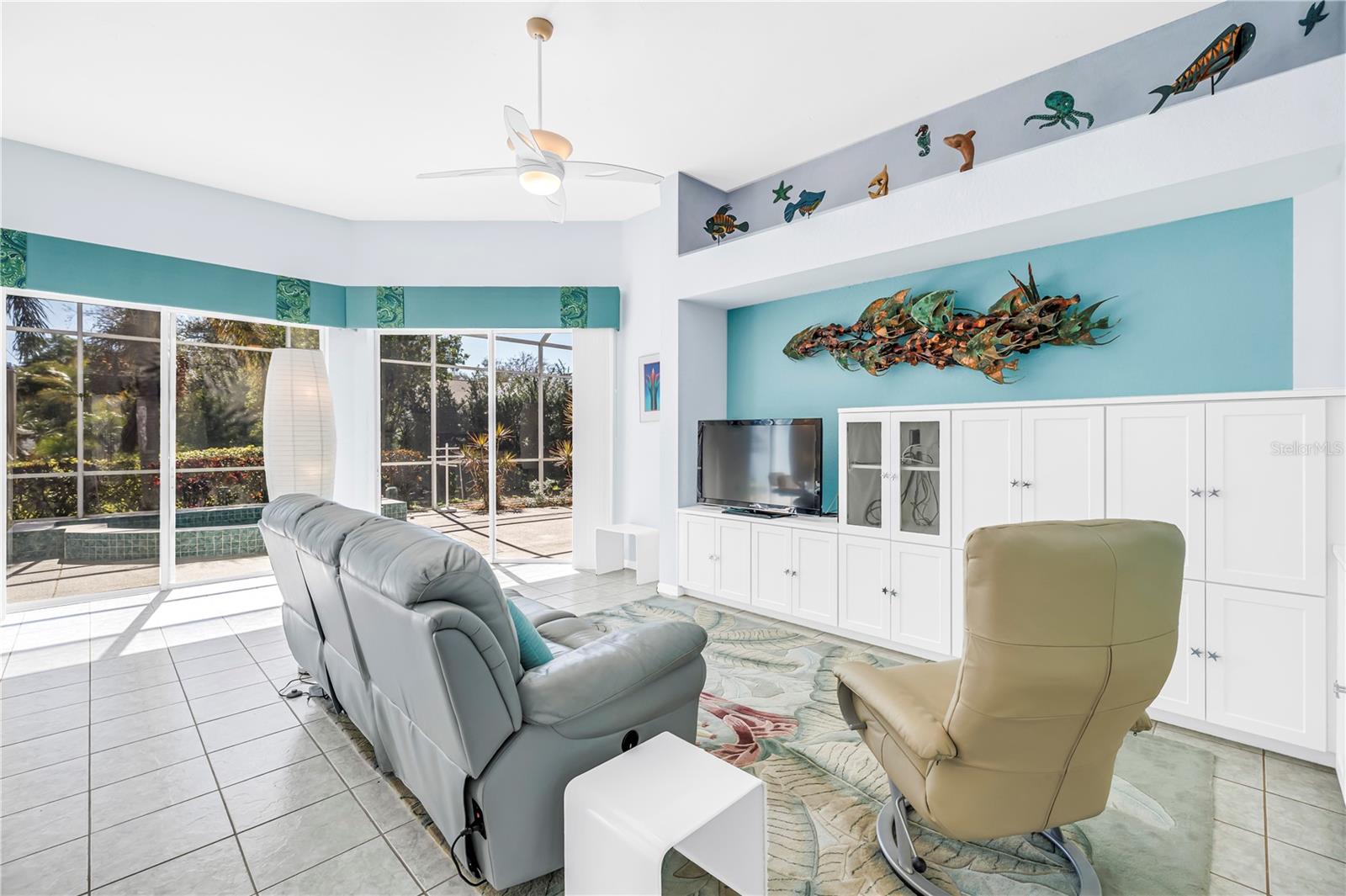 LAUREL OAK PARK - Residential