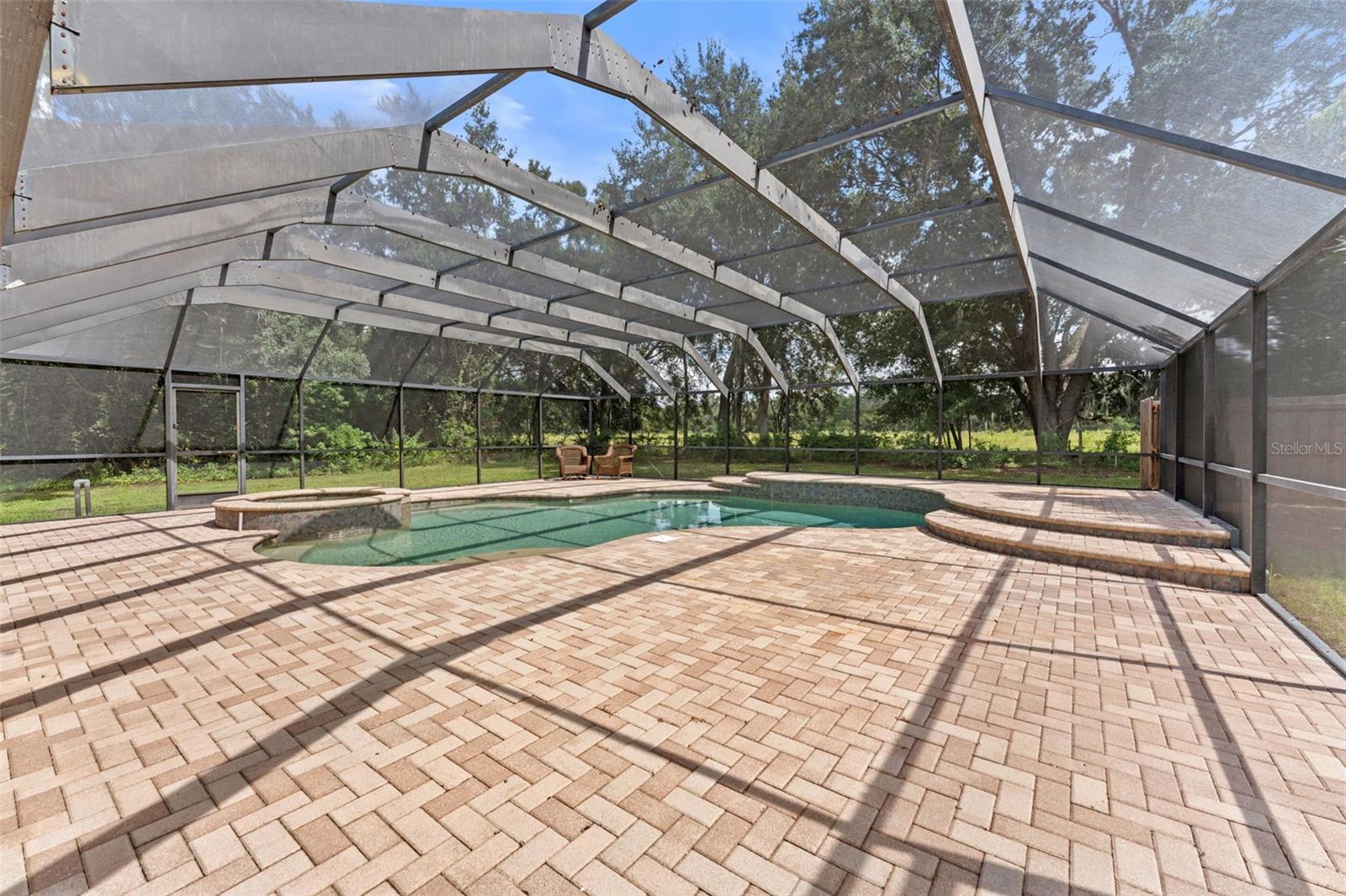 LAKESIDE GROVE ESTATES - Residential