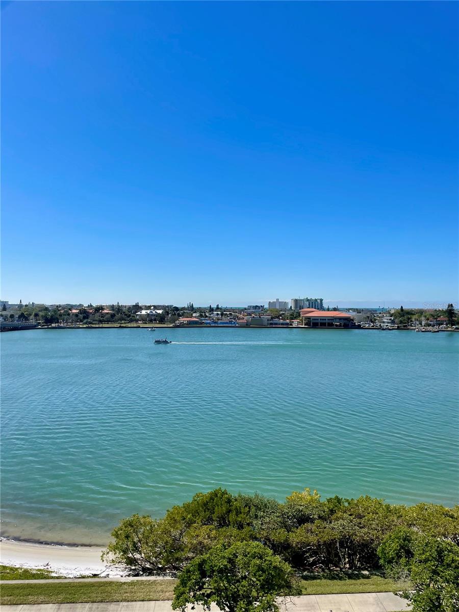 HARBOURSIDE CONDO - Residential