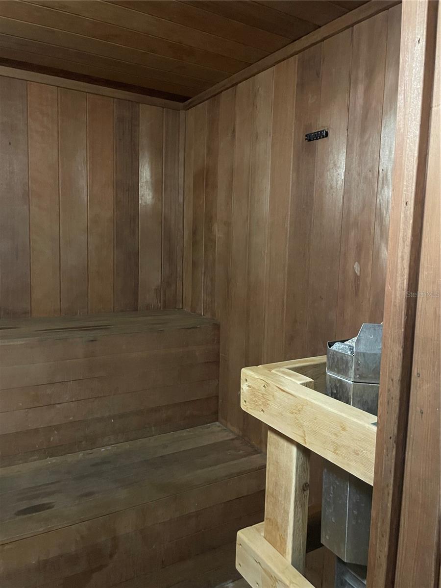 HARBOURSIDE CONDO - Residential