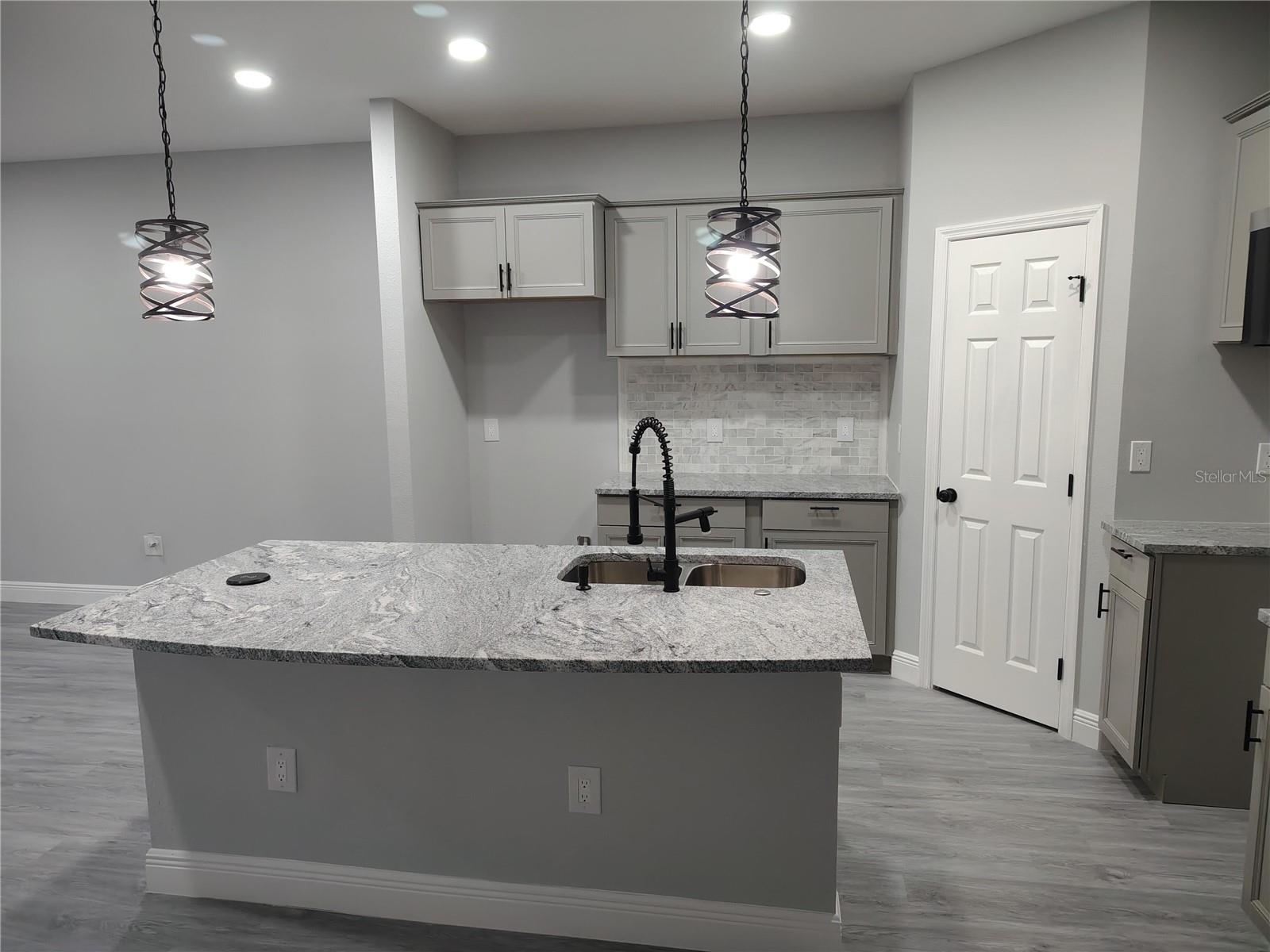 APOPKA TOWN OF (CHAMPNEY PORTI - Residential