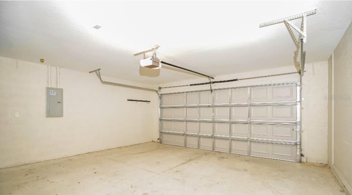 CITRUS SPGS UNIT 02 - Residential