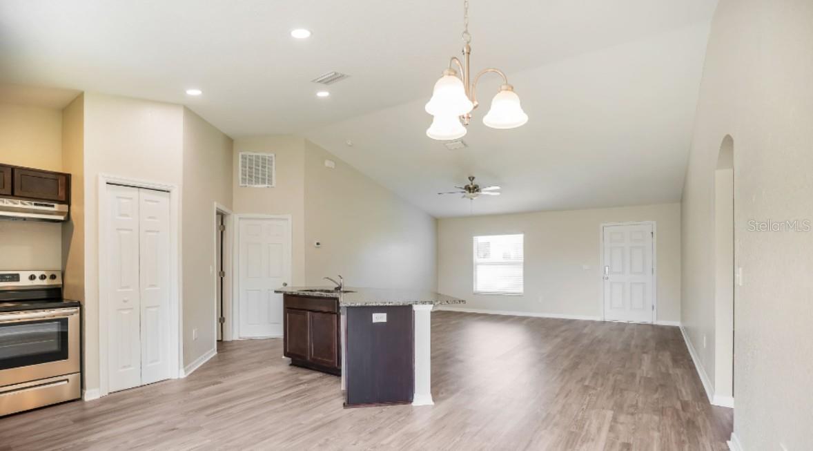 CITRUS SPGS UNIT 02 - Residential