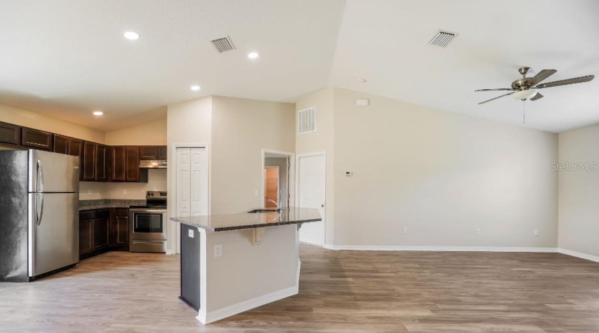 CITRUS SPGS UNIT 02 - Residential