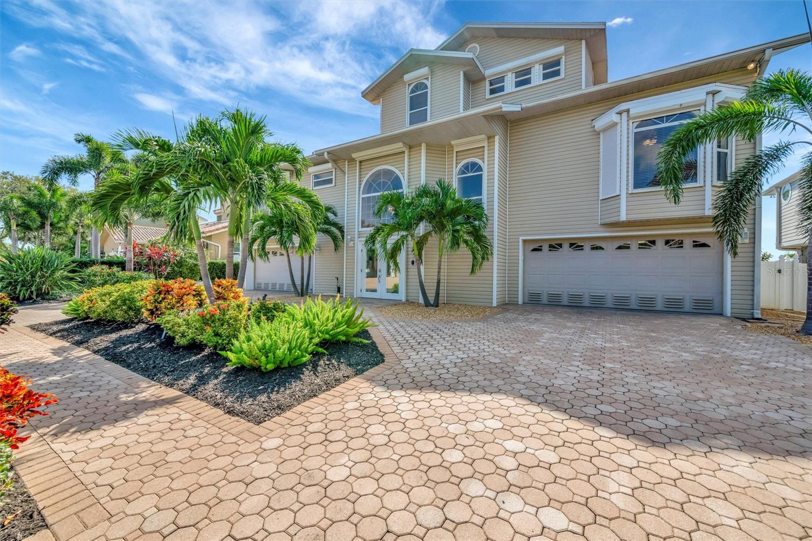 SKIMMER POINT PH II - Residential