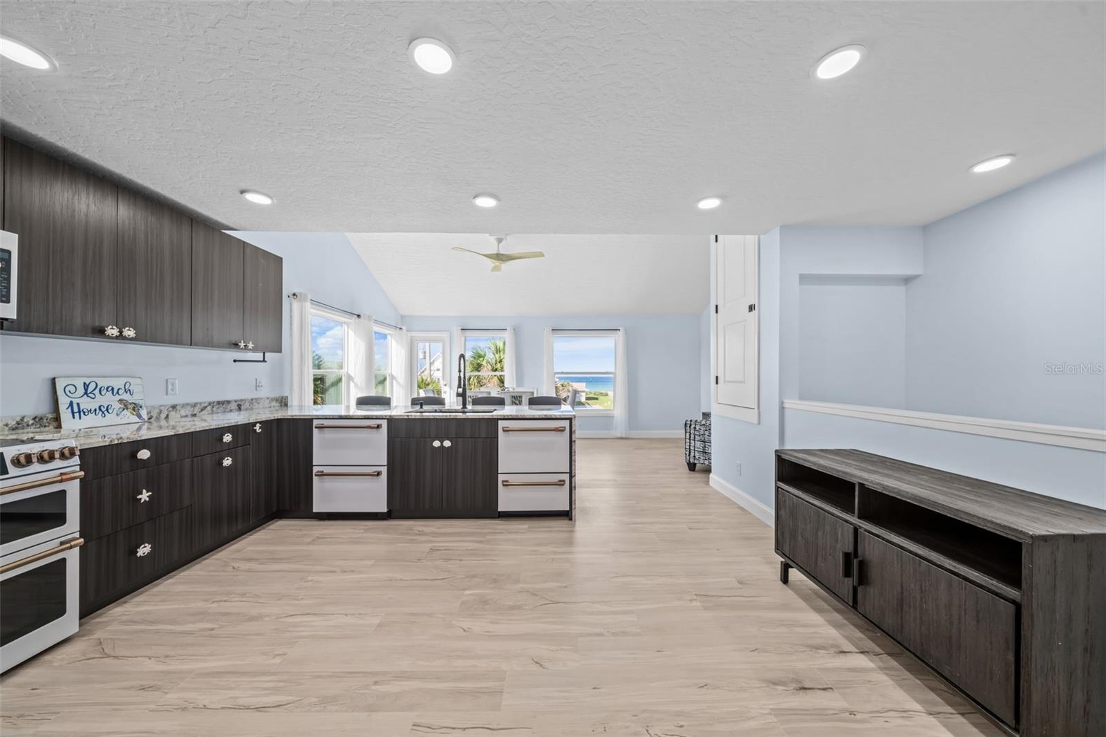 FLORIDANA BEACH 4TH ADD - Residential