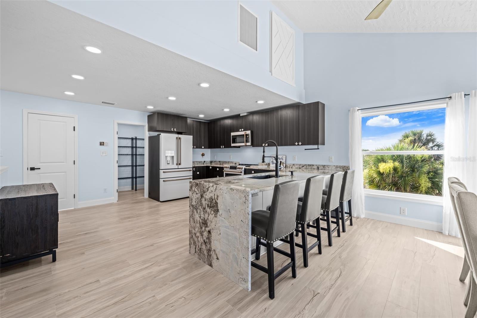 FLORIDANA BEACH 4TH ADD - Residential