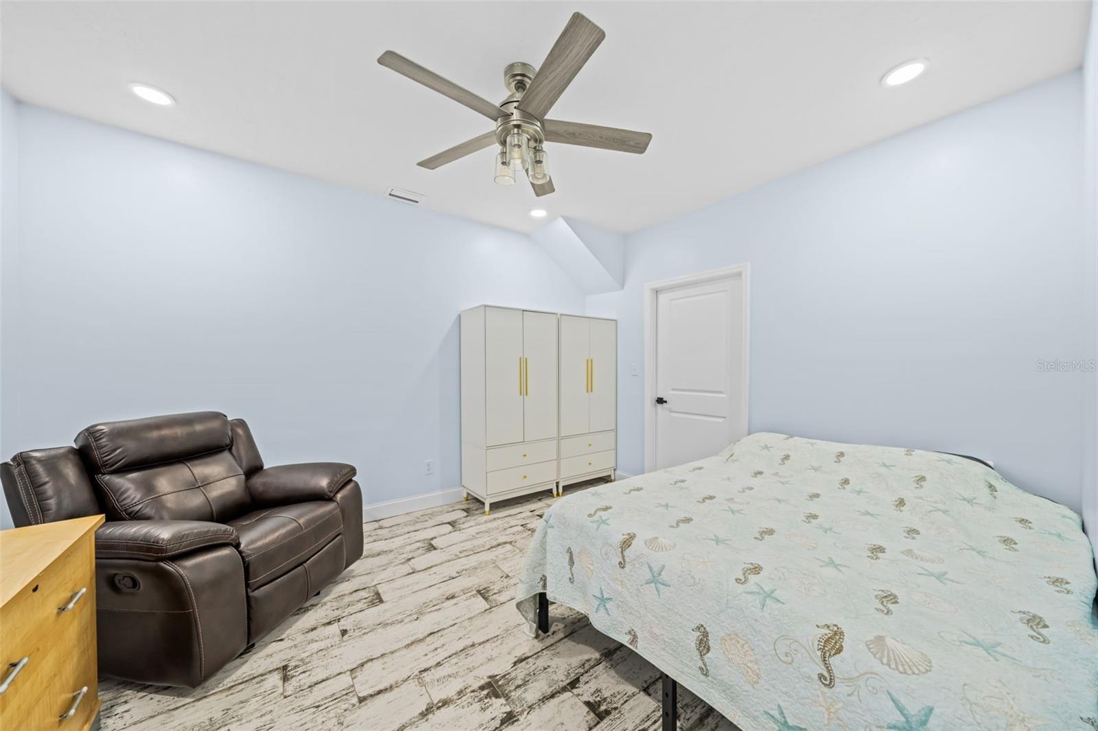 FLORIDANA BEACH 4TH ADD - Residential
