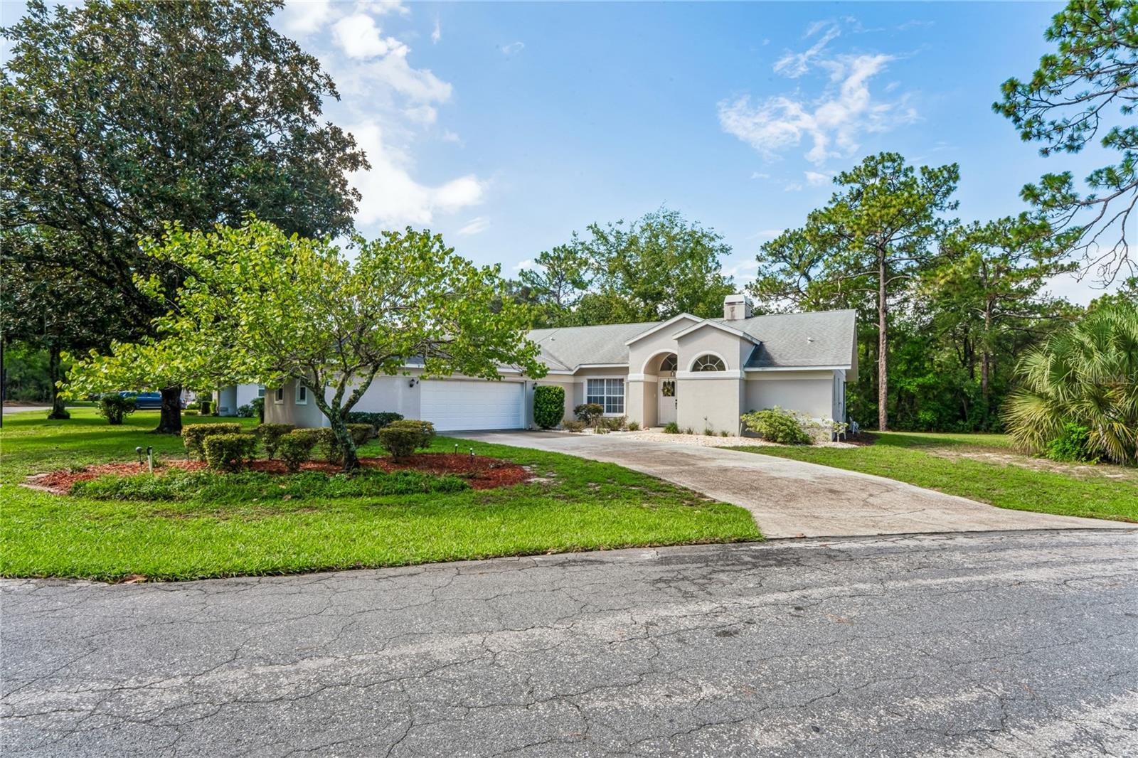 SUGARMILL WOODS CYPRESS VILLAGE - Residential