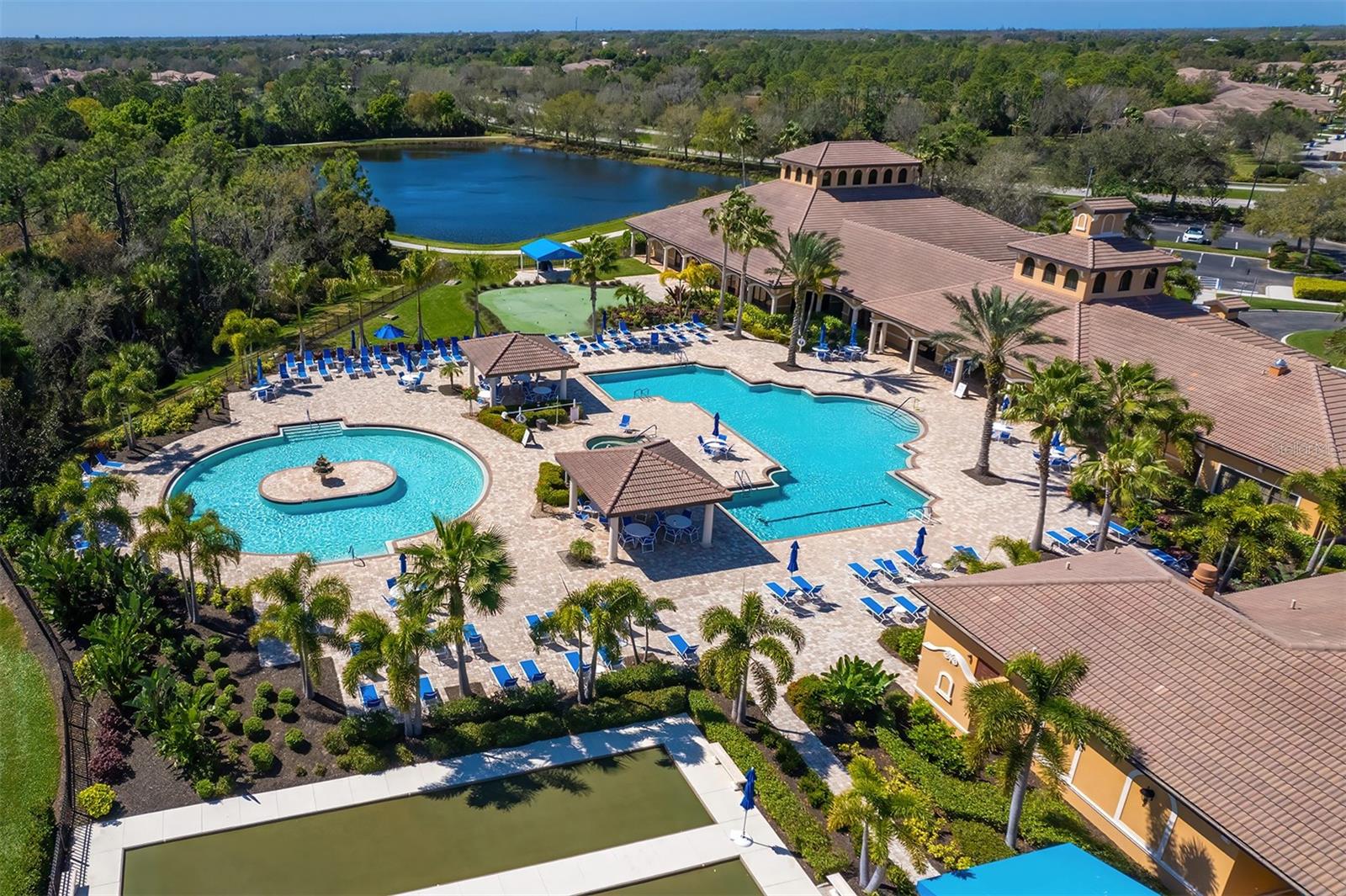 VENETIAN FALLS PH 2 - Residential