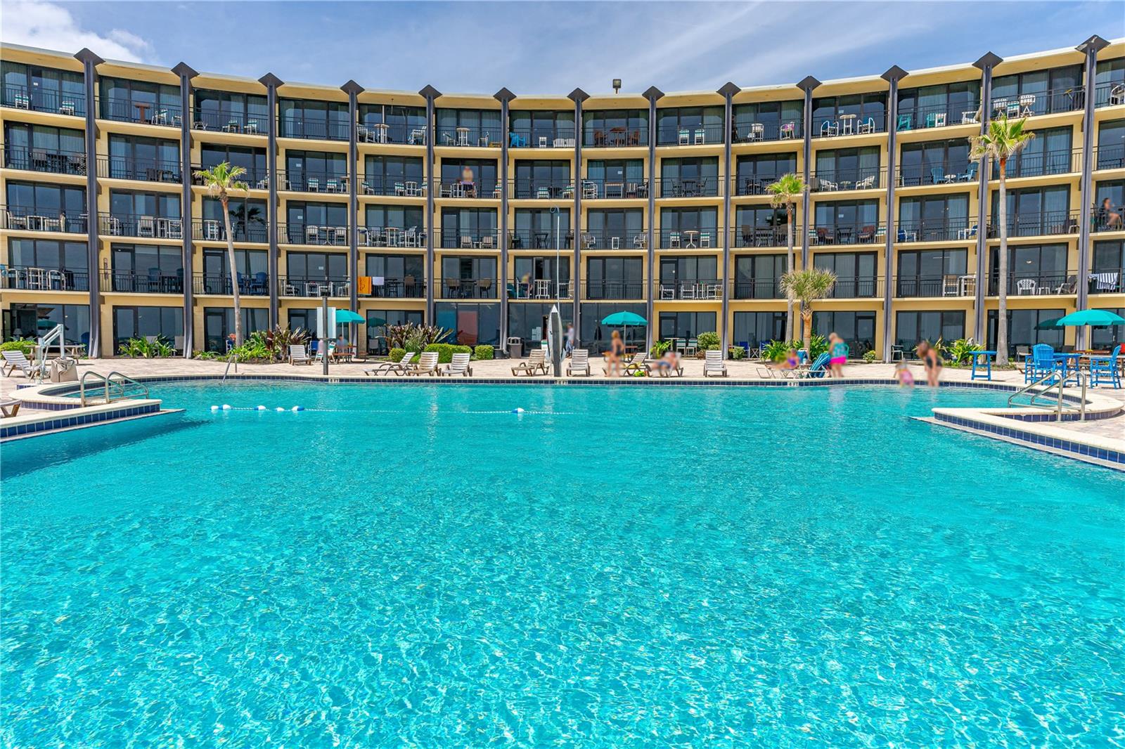 THE HAWAIIAN INN BEACH RESORT - Residential
