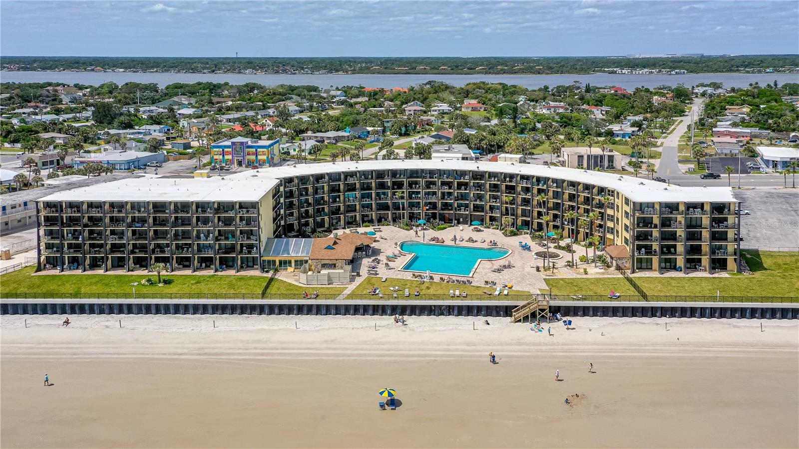 THE HAWAIIAN INN BEACH RESORT - Residential