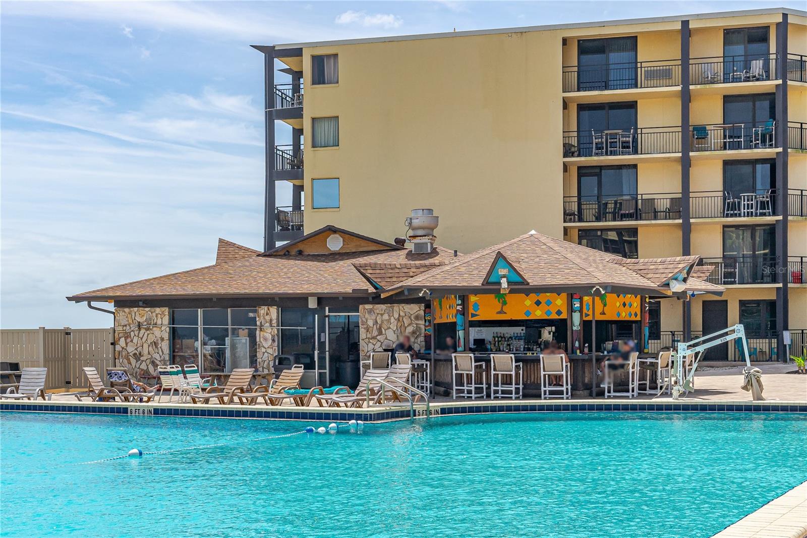 THE HAWAIIAN INN BEACH RESORT - Residential