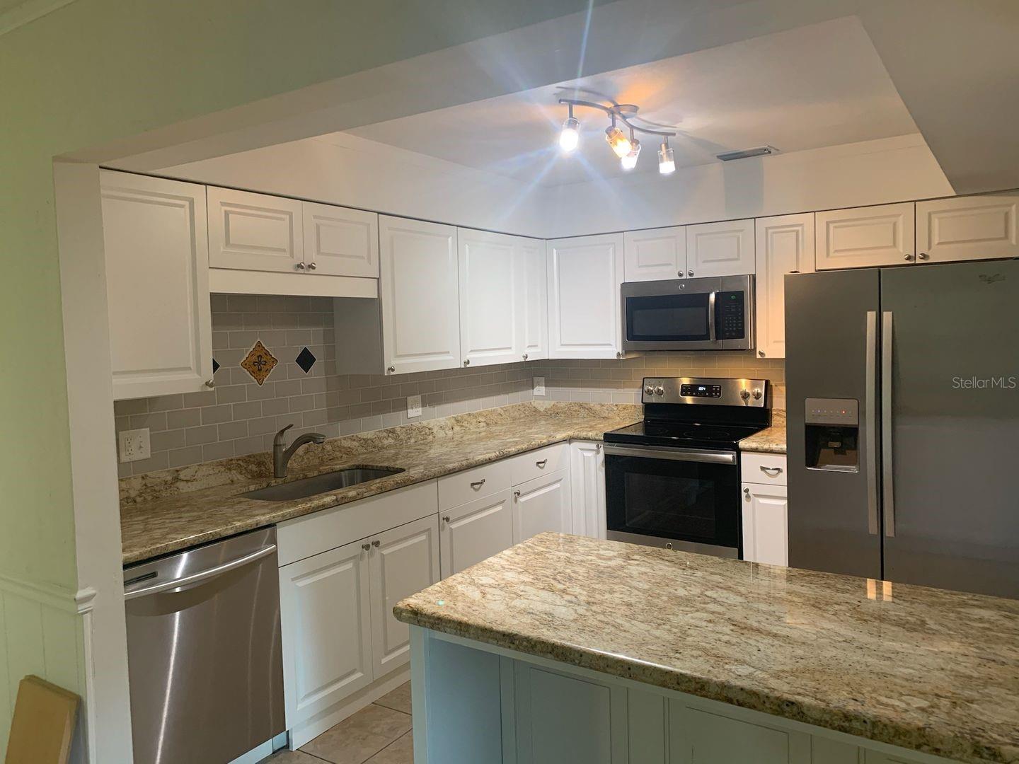 PINE ESTATES ADD 1 - Residential Lease