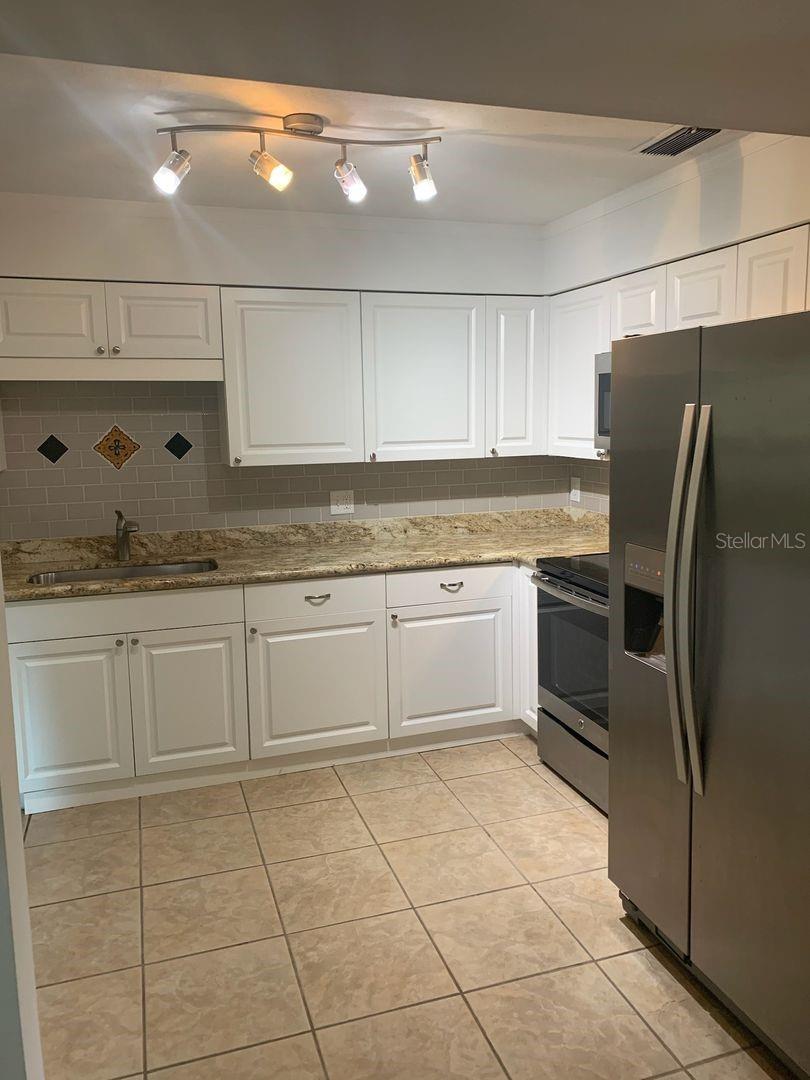 PINE ESTATES ADD 1 - Residential Lease