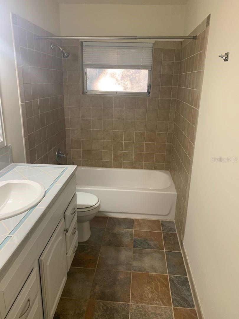 PINE ESTATES ADD 1 - Residential Lease