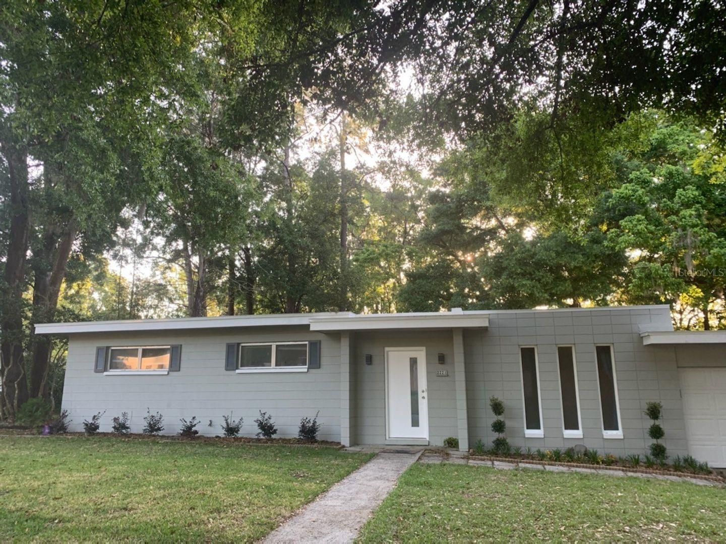 PINE ESTATES ADD 1 - Residential Lease