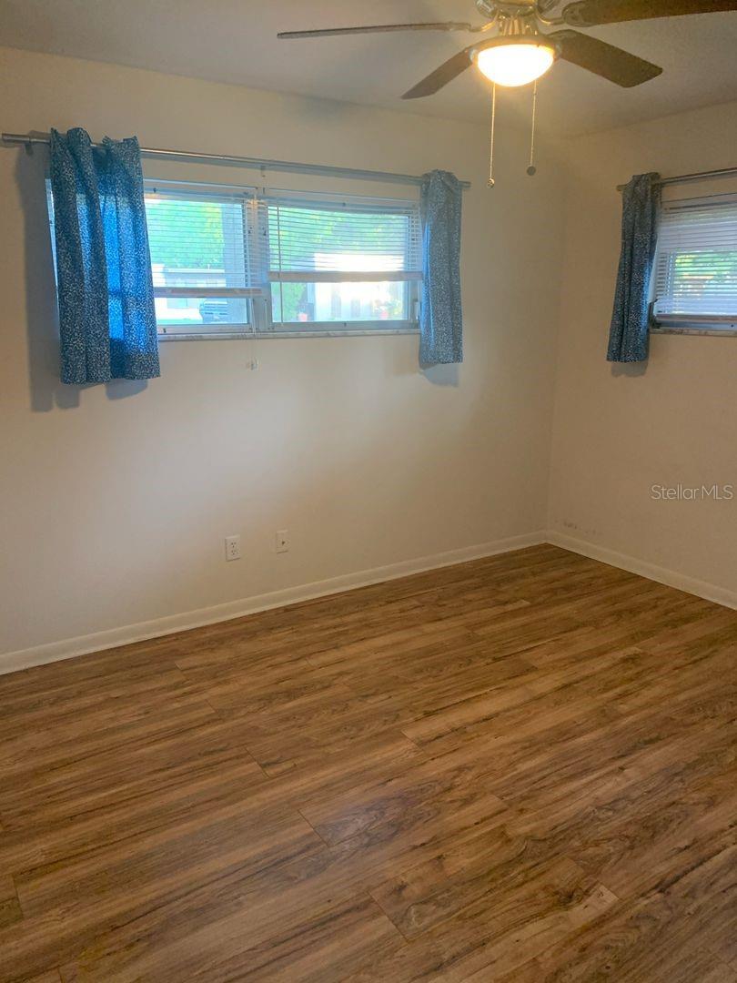 PINE ESTATES ADD 1 - Residential Lease