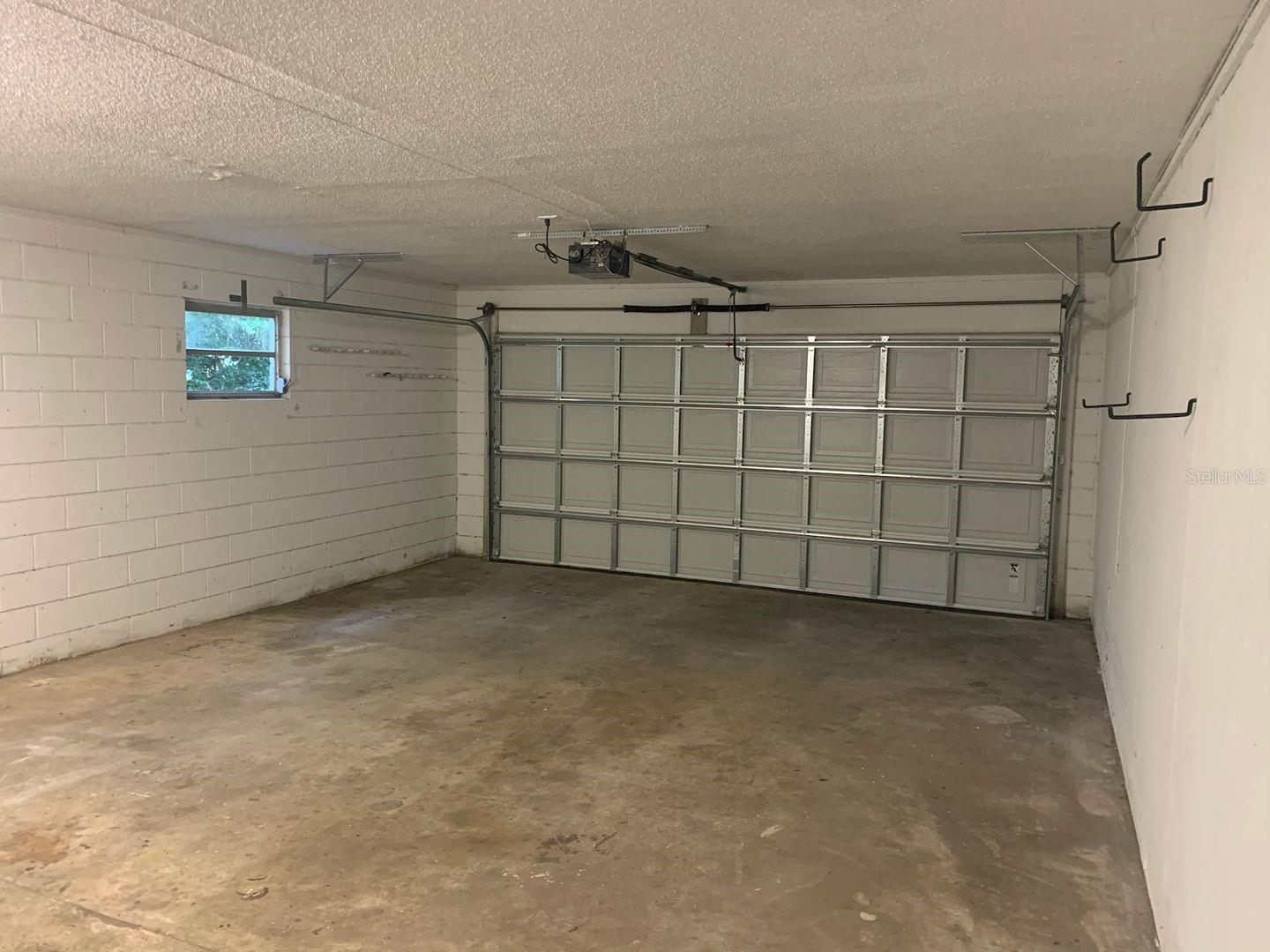 PINE ESTATES ADD 1 - Residential Lease