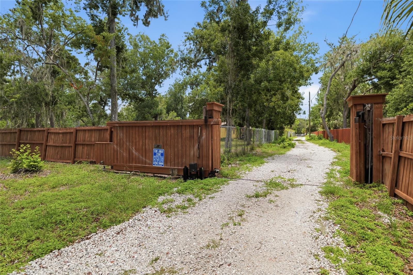 UNPLATTED - Residential