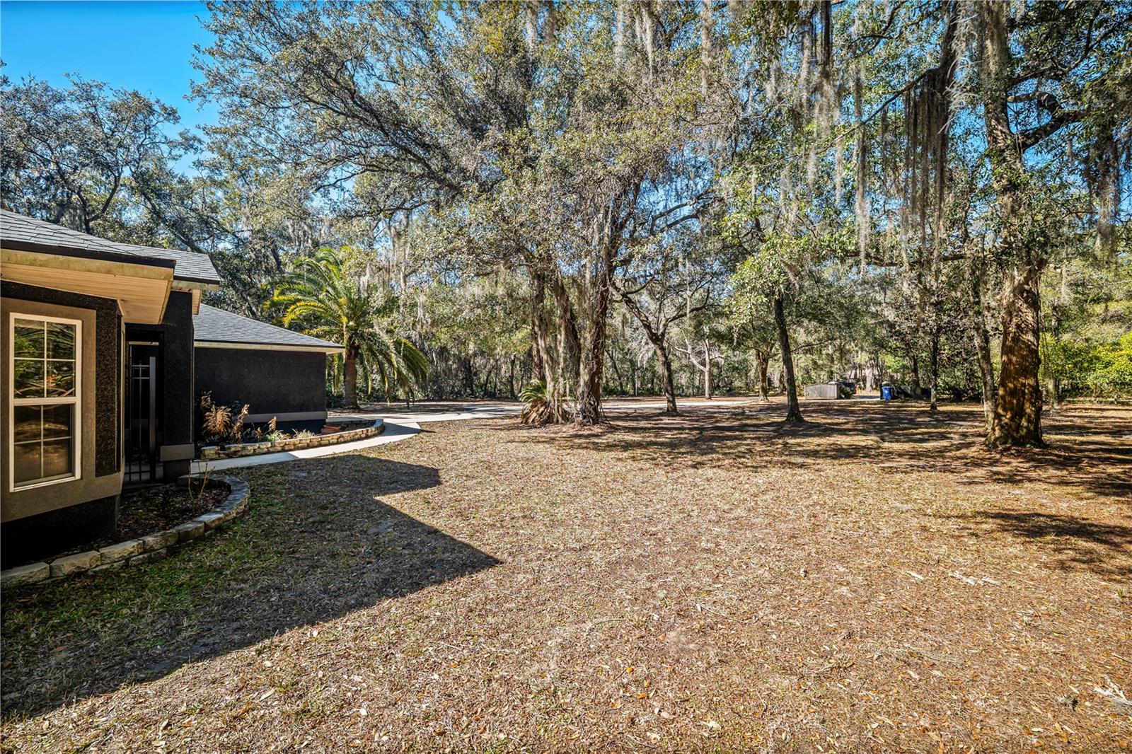 VAILL POINT TERRACE - Residential