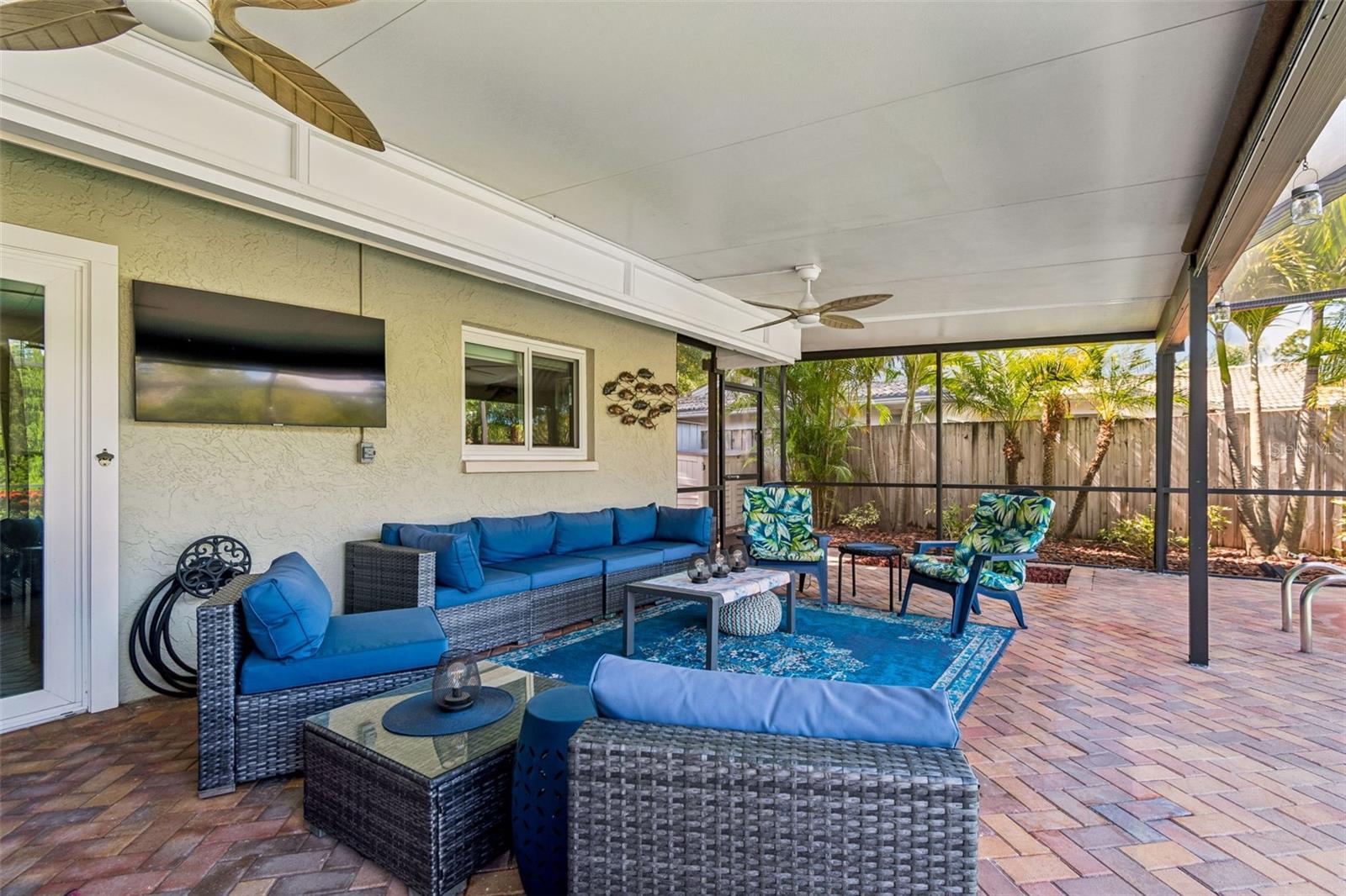 DEL ORO SHORES 1ST ADD - Residential