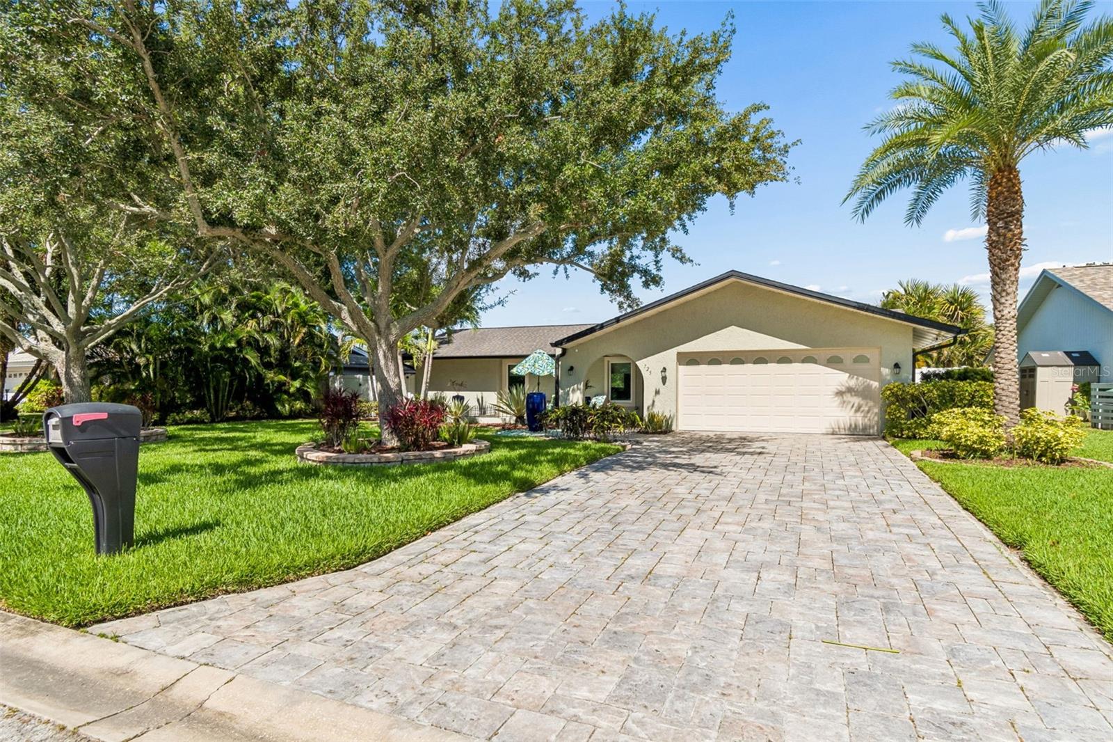 DEL ORO SHORES 1ST ADD - Residential