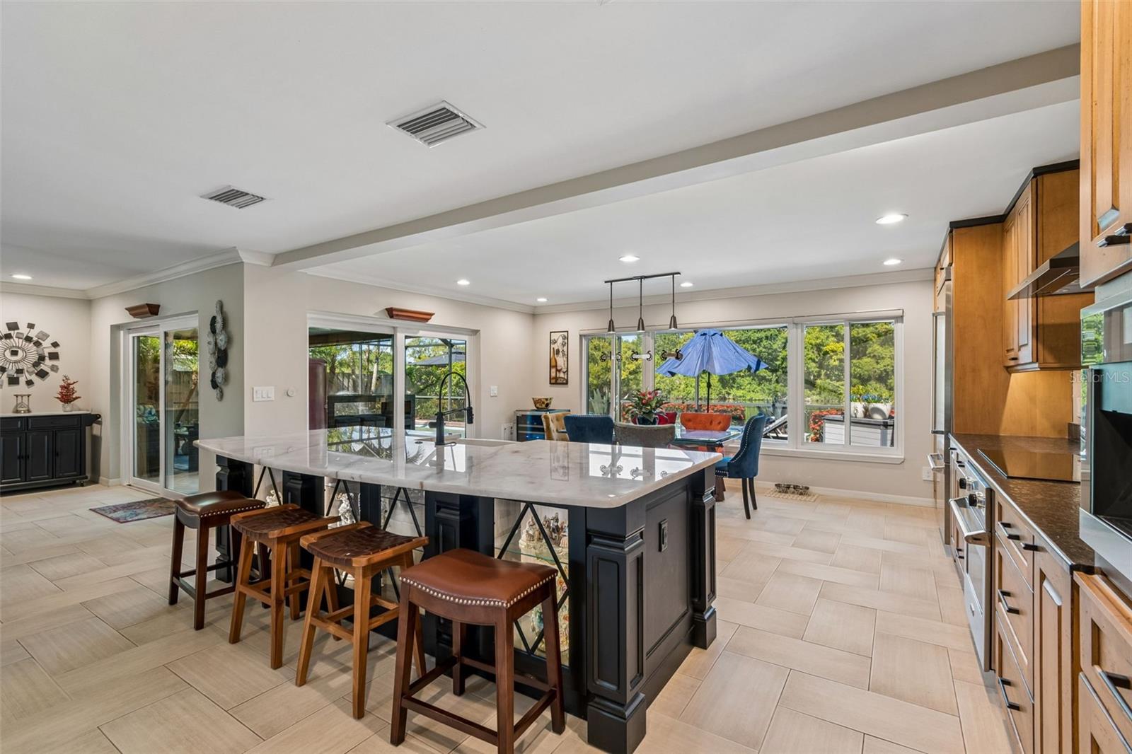 DEL ORO SHORES 1ST ADD - Residential