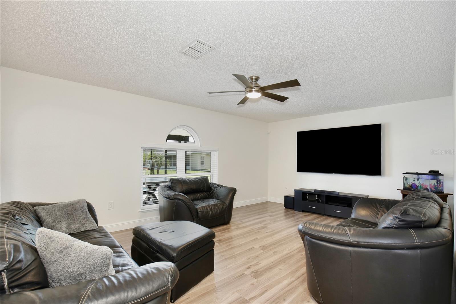 WETHERBEE LAKES  PH 4 - Residential